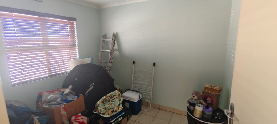 5 Bedroom Property for Sale in Strandfontein Village Western Cape